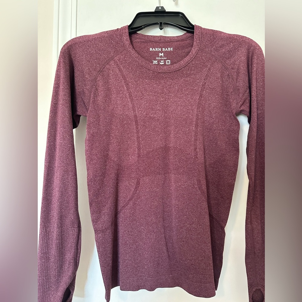 Barn Babe Seamless Top size Medium M